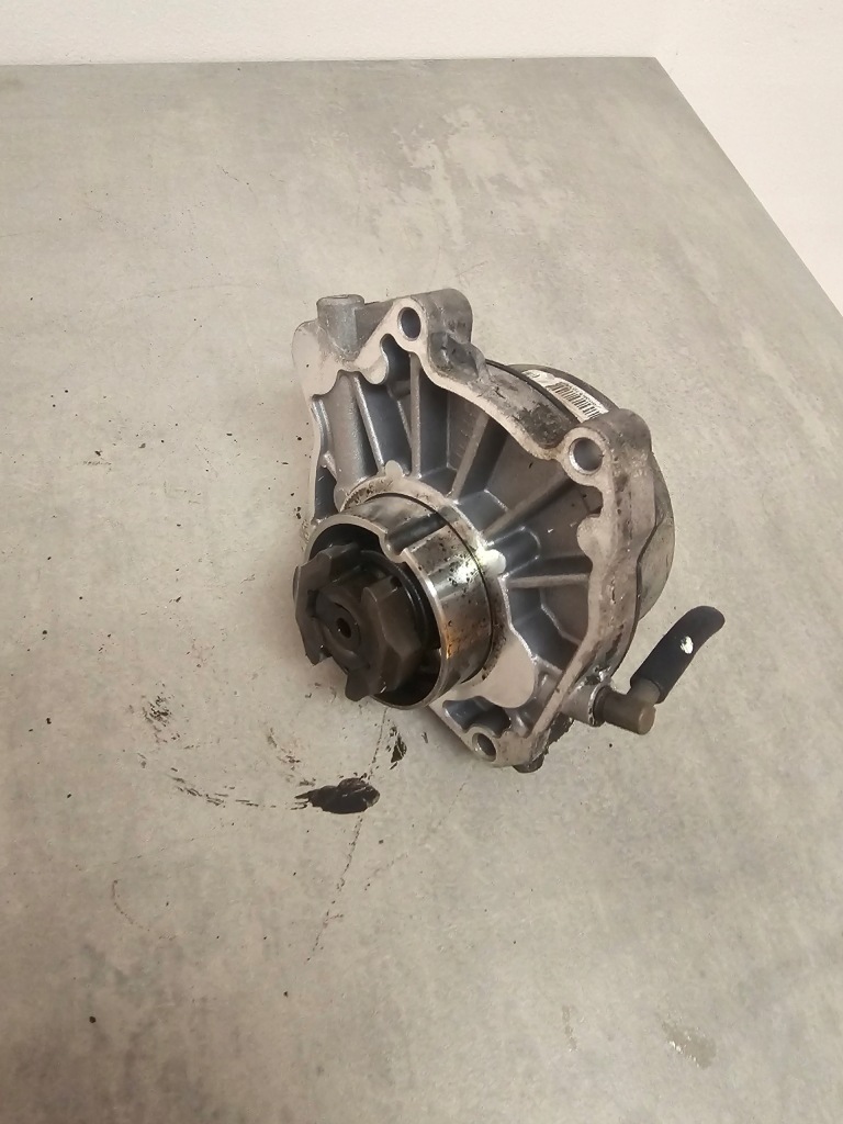 Купить Насос вакуум opel astra j 2.0 дизель 55205446