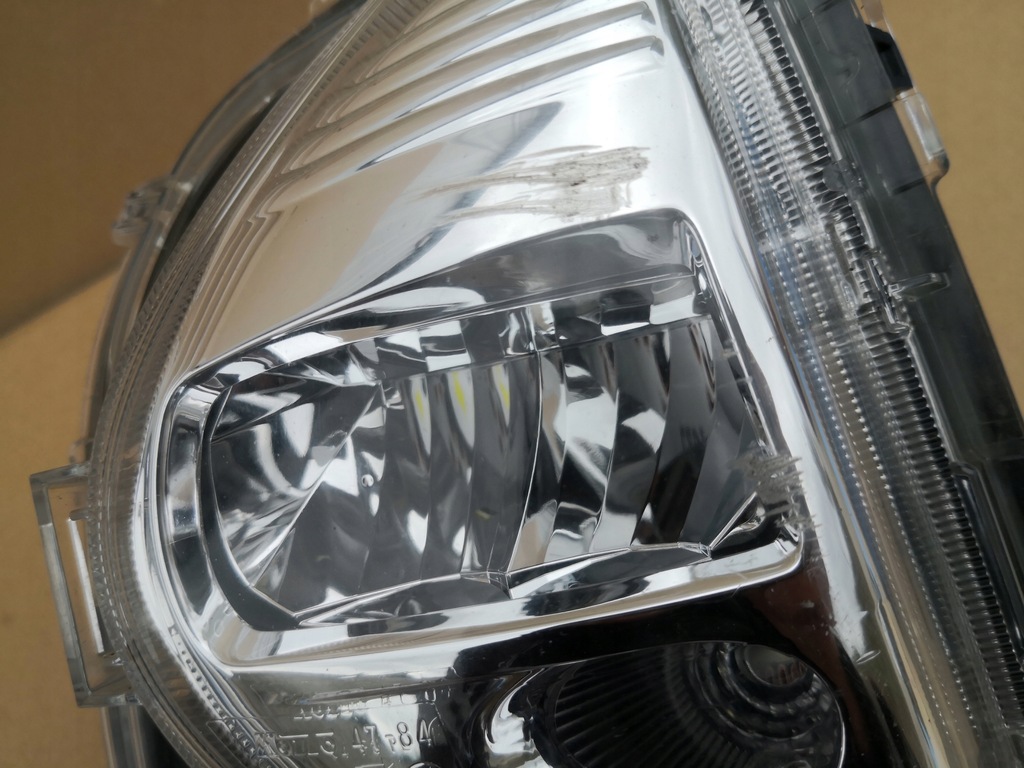 фото №6, Toyota prius iv 15- противотуманная фара передний левый led drl