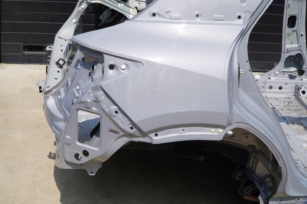 фото №3, Блок двигателя b порог четверть крыло правый задняя bok lexus lbx 1h5 24-