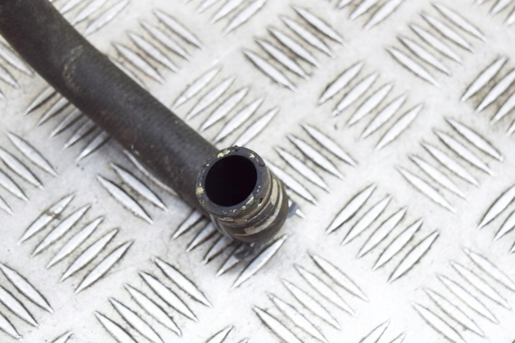 фото №5, Audi a5 s5 8t8 лівий wąż радіатора wody 8k0145921q 3.0 бензин 245kw 2013