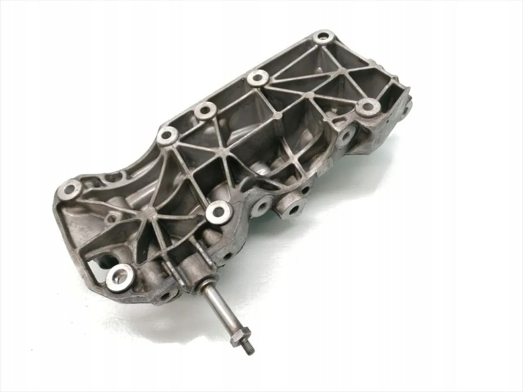 Bmw 5 series кронштейн генератора 530d дизель 180kw 245 hp 8506863 2010 Зі Шроту