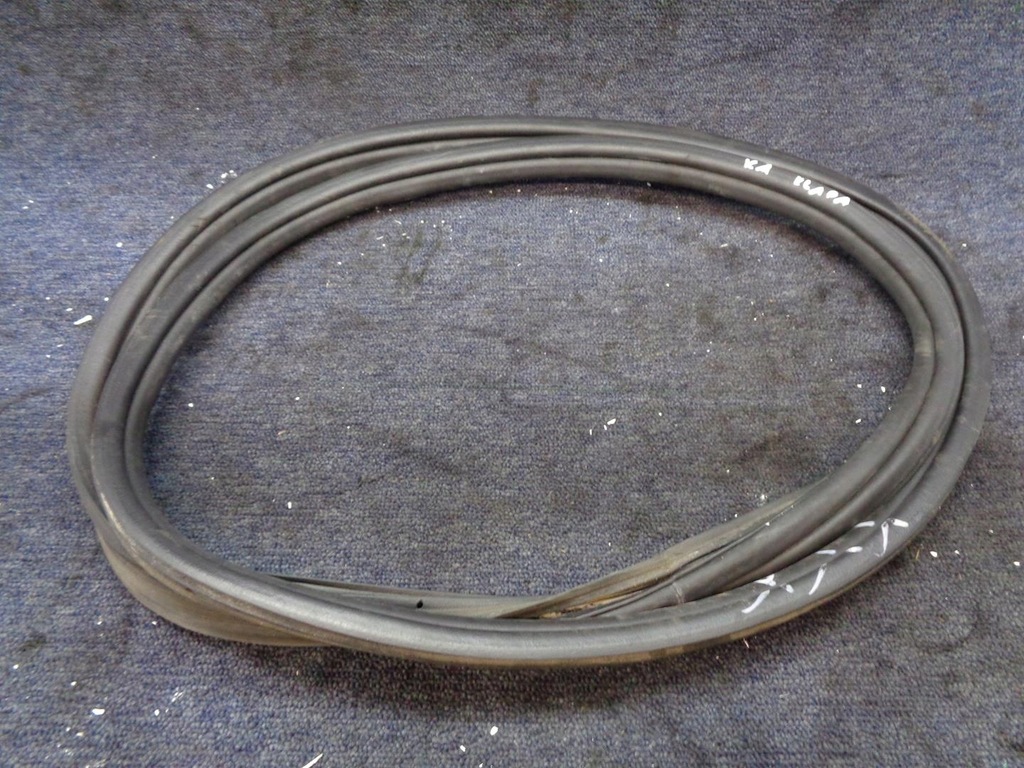 фото №1, Прокладка кузовная крышки задний ford ka mk2 ii 3d 2008-2016r.