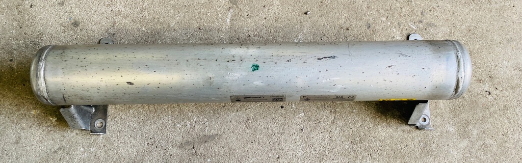 фото №1, Maserati levante бак повітря 6700375210