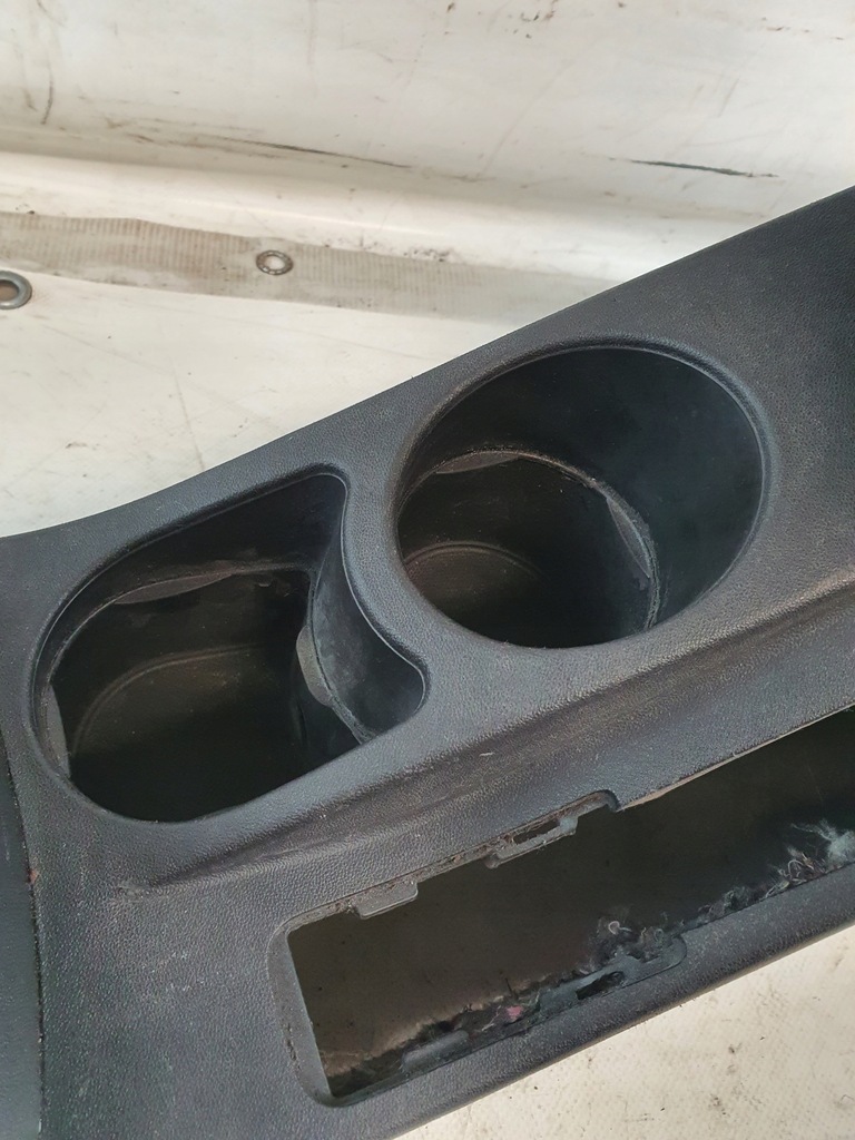 фото №5, Туннель средний подлокотник оригинальный номер 1296687 kia ceed fl 09-12r.