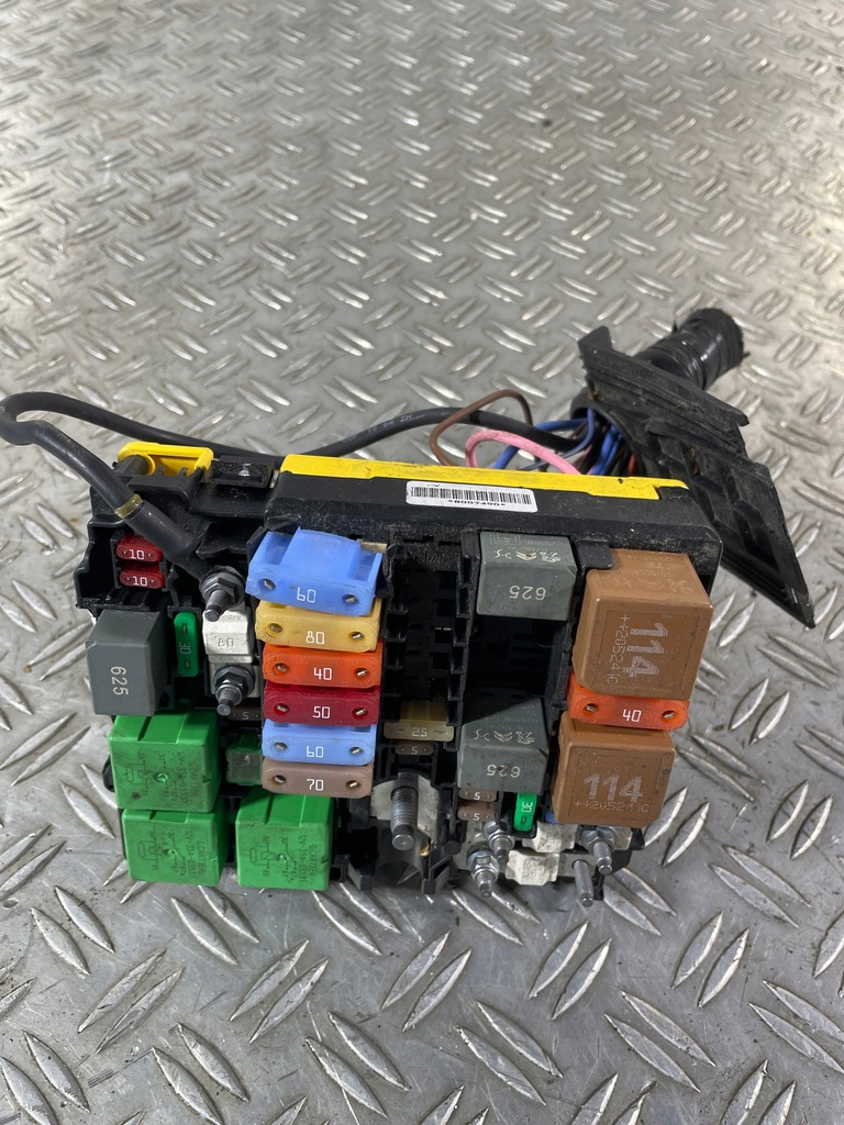 фото №1, Opel combo 18- коробка запобіжників 1.5