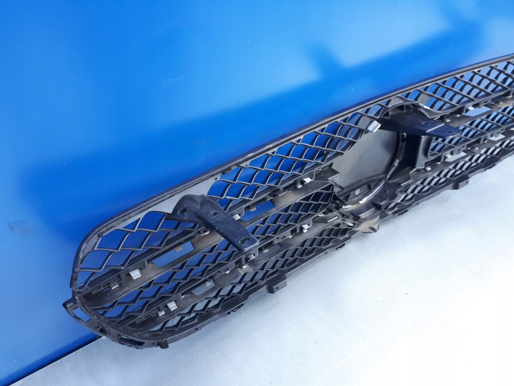 фото №11, Mercedes glc w253 x253 15- решётка радиатора значок distronic