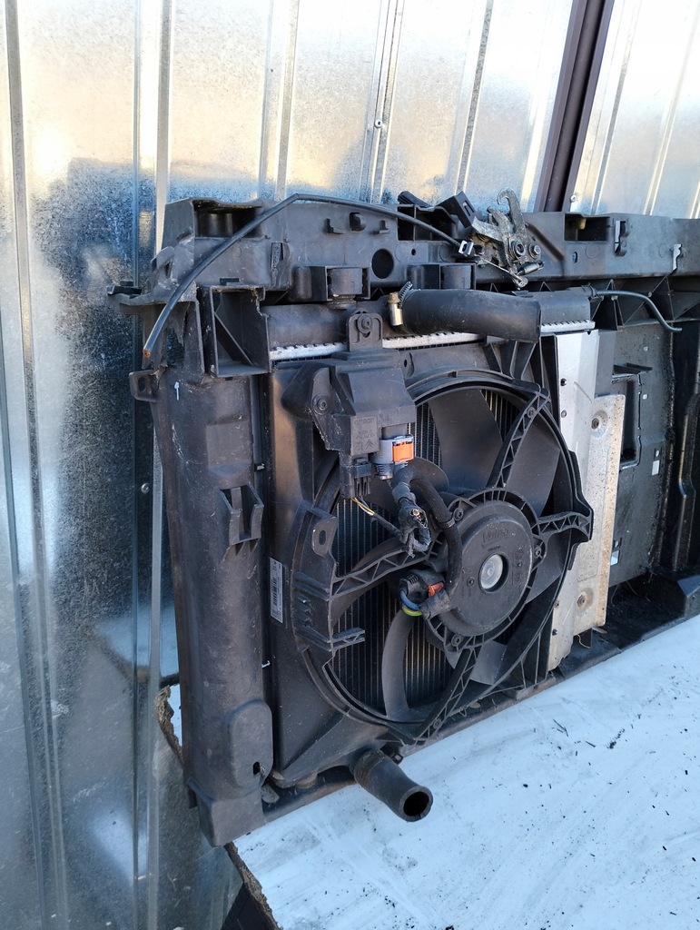 фото №11, Pas передній радіатор вентилятор peugeot 207 бензин