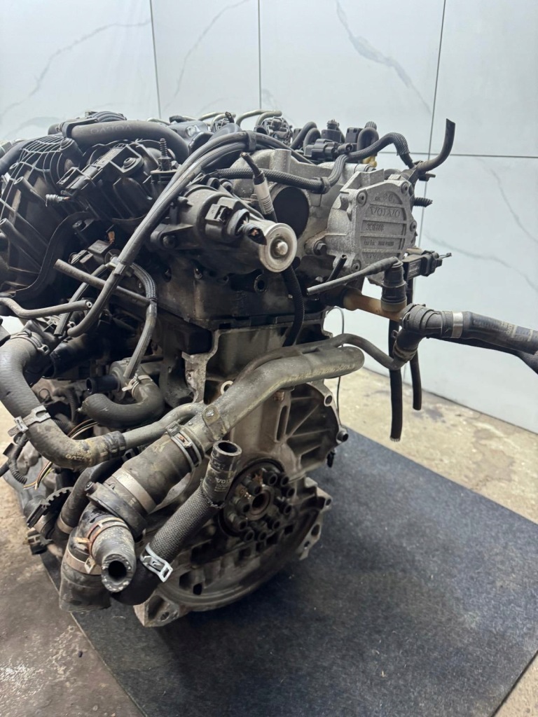Купить Комплектный  двигатель 2.0 d4 volvo xc60 v60 s60 2 s80 2 v70 v40 d4204t5