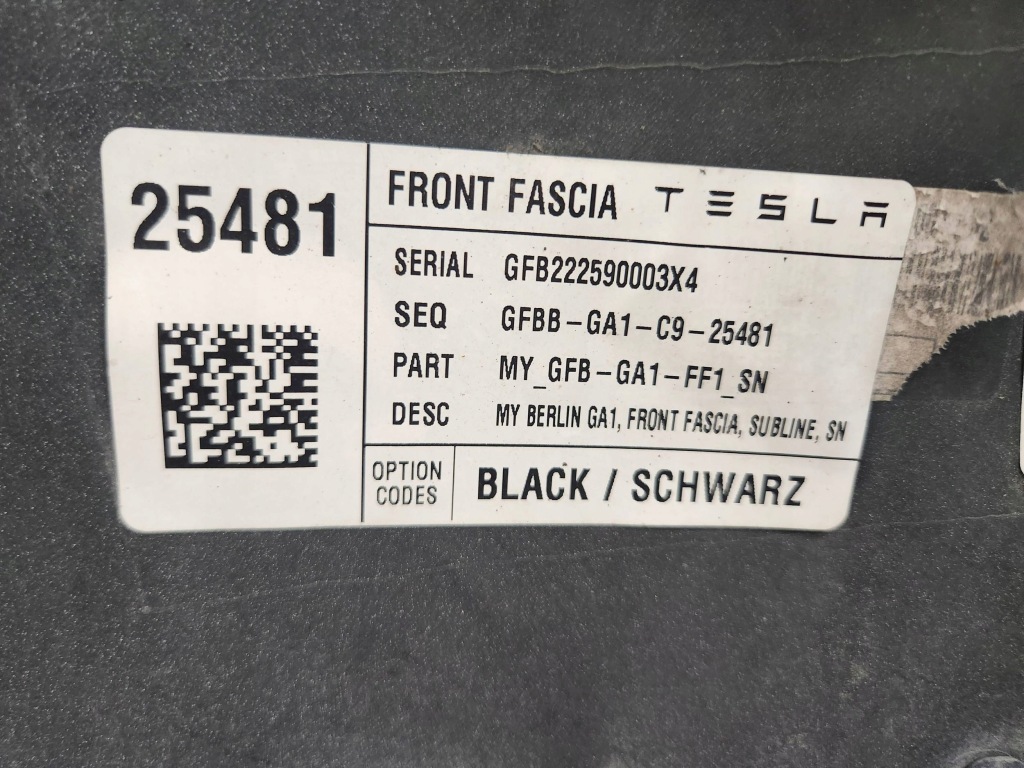 Бампер передний перед - tesla model y чёрный black 2020-2025 с Разборки