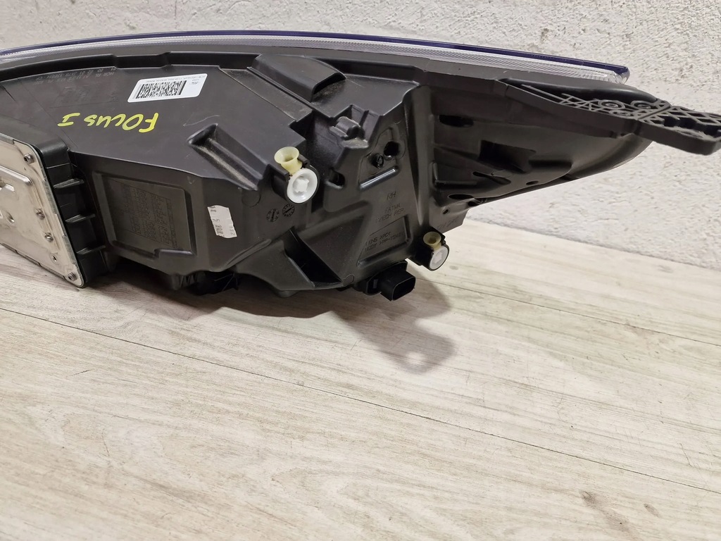 фото №7, Ford focus 2019 лампы передние