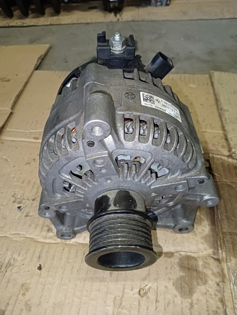 фото №1, Генератор bmw 2.0 d b47 | 8627125