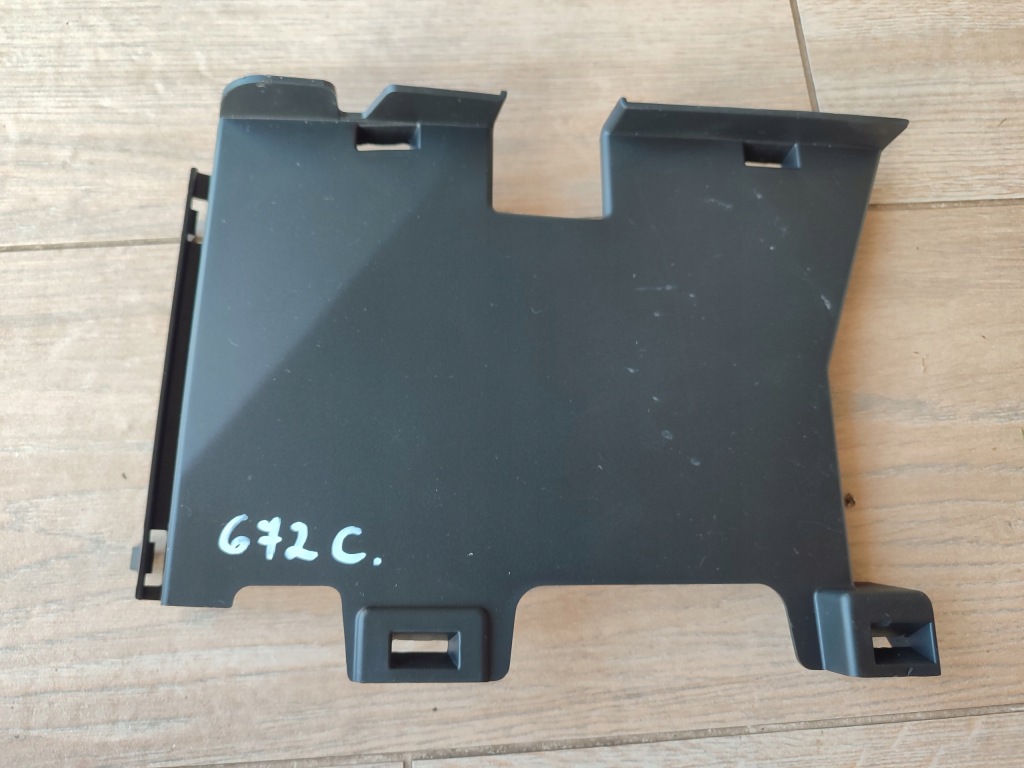 Купити Clio v повітропровід впуск повітря права перед 623125921r