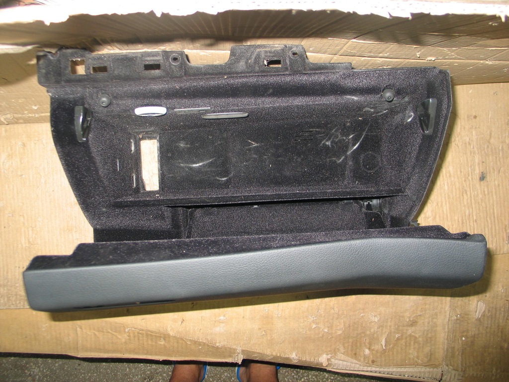 фото №6, Бардачок пасажира mercedes glk x204 a204 a2046803991 europa