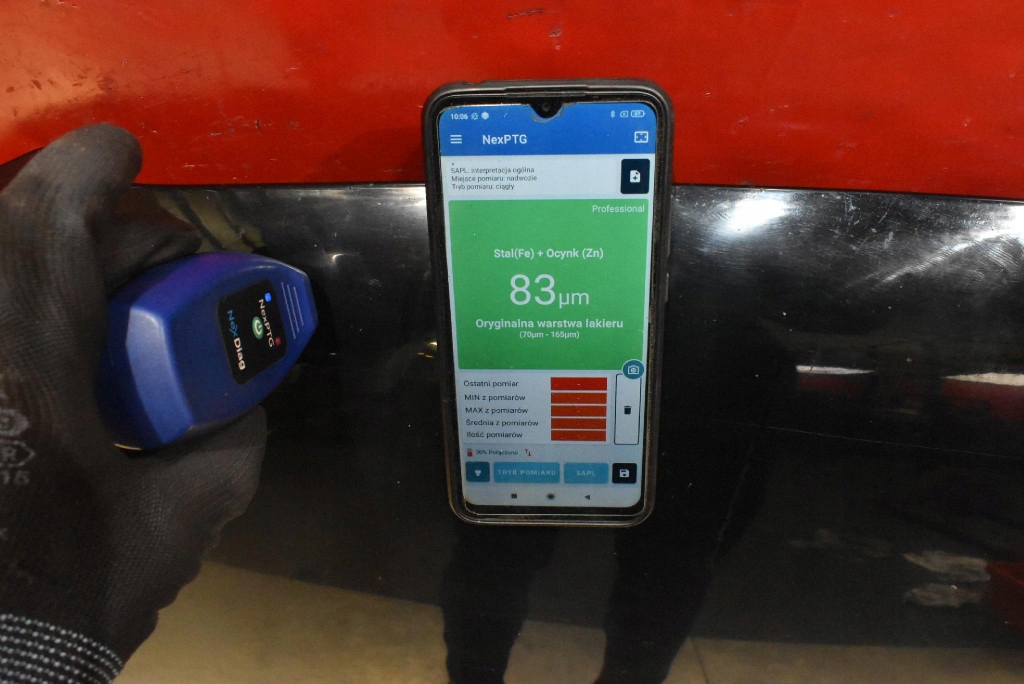 Капот кришка двигуна чорна citroen c-elysee 2 2 12-17 Доставка