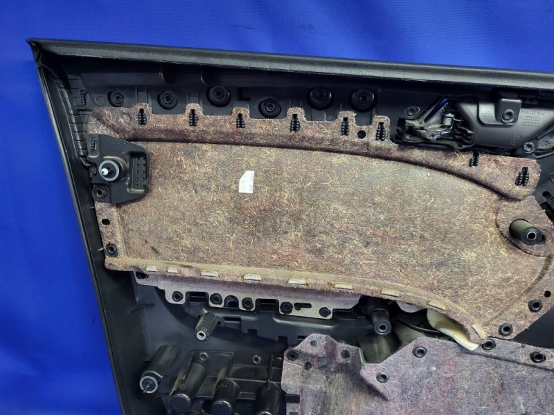 фото №8, Обшивка двері правий перед vw golf vi