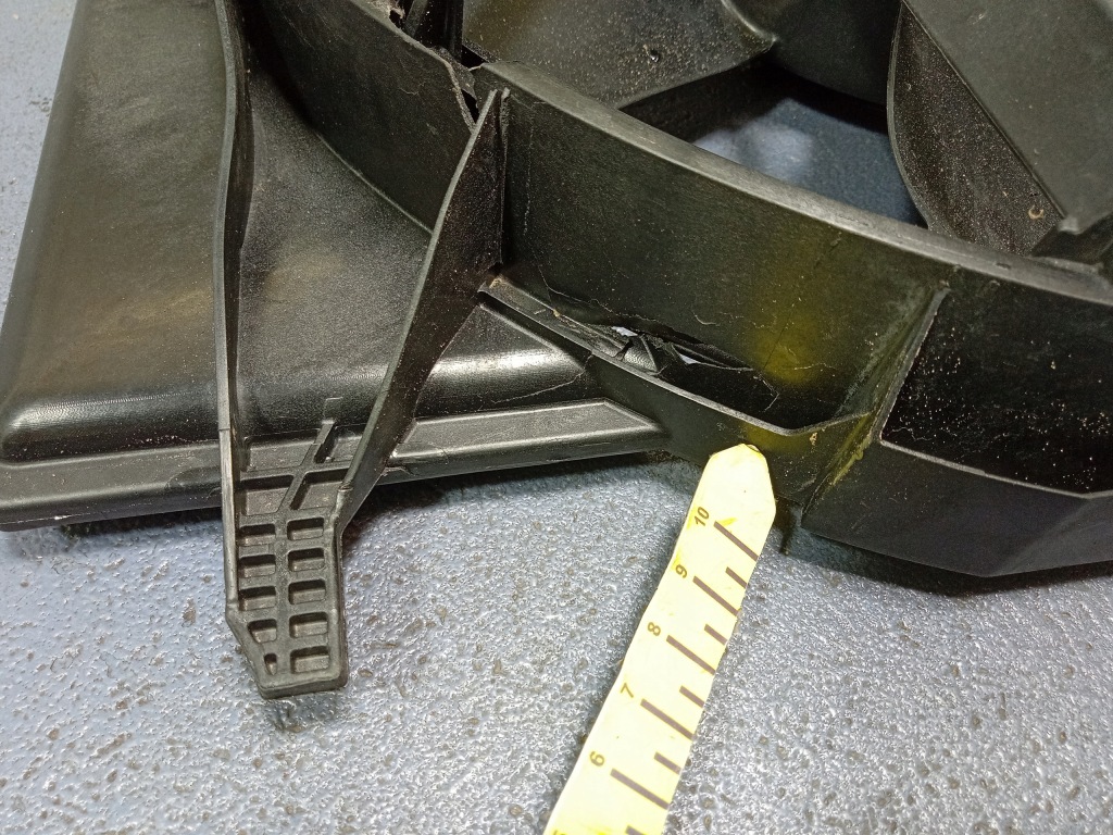 Q7 2 4m 3.0 tdi вентилятори радіатора 8w0959455aa Ціна