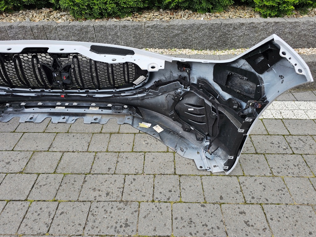 фото №8, Maserati granturismo m189 электрик folgore бампер перед kompletny