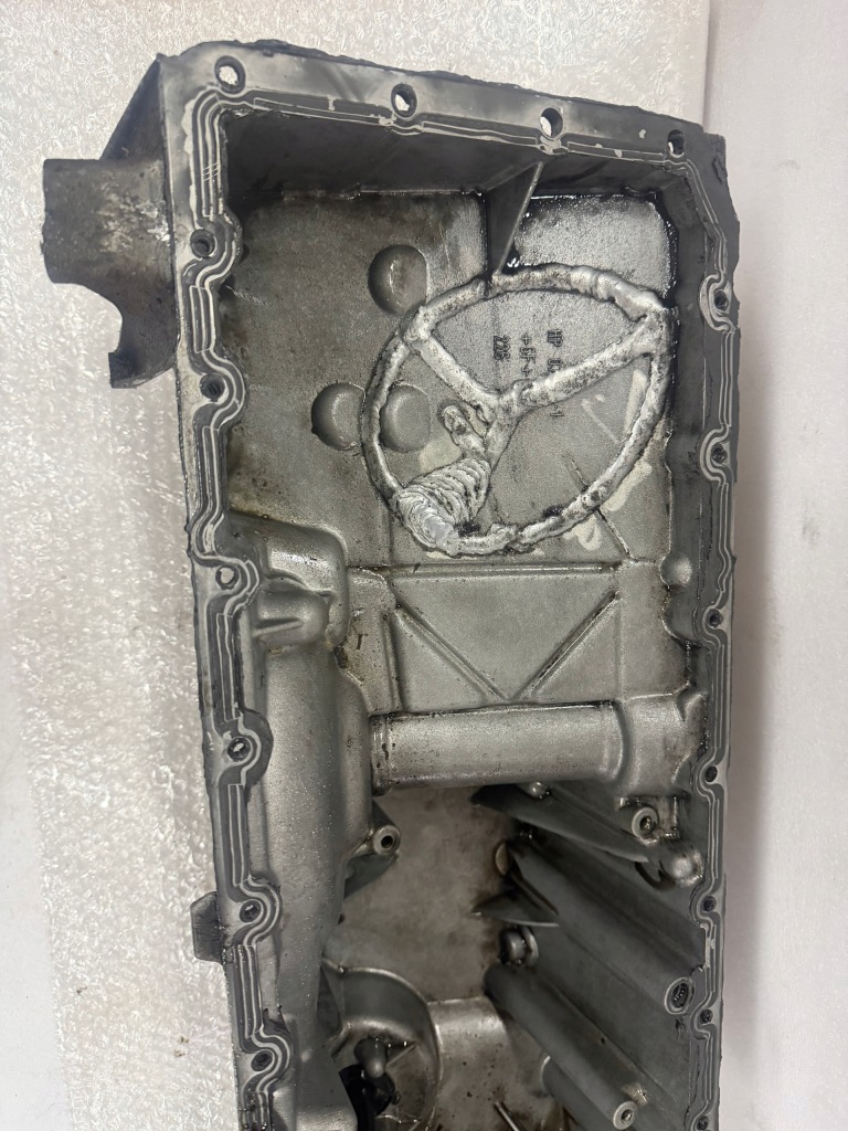 Купить Bmw x3 e83 поддон поддон масляная 3.0d 3.0sd biturbo 286 km 7801367