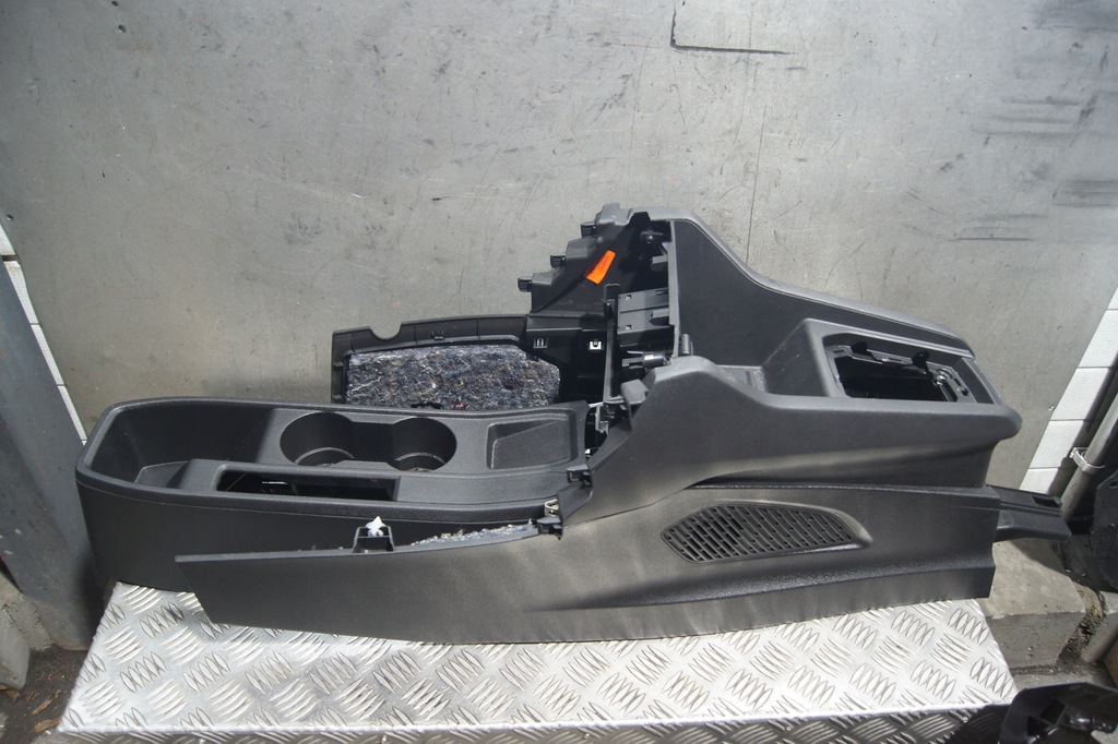 фото №1, Тунель clio v комплект