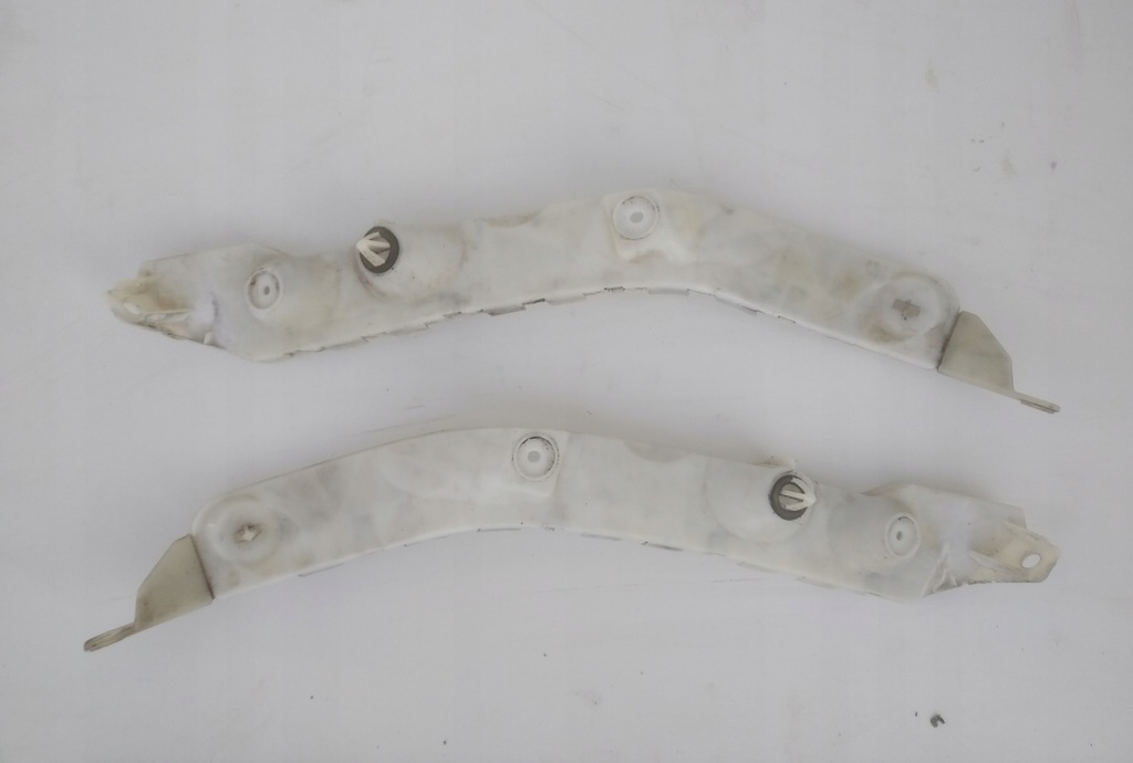 фото №2, Кронштейн направляющая бампера задняя l/p mazda rx8 rx-8