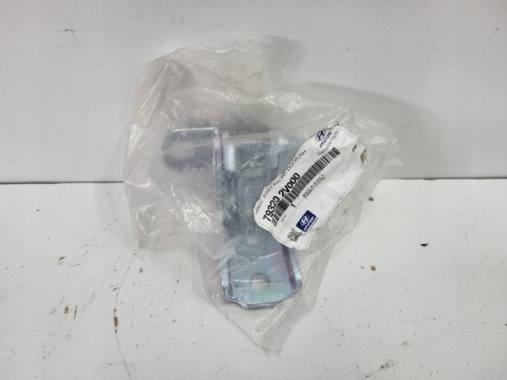 фото №1, Петля дверь перед правый kia stinger 793202v000