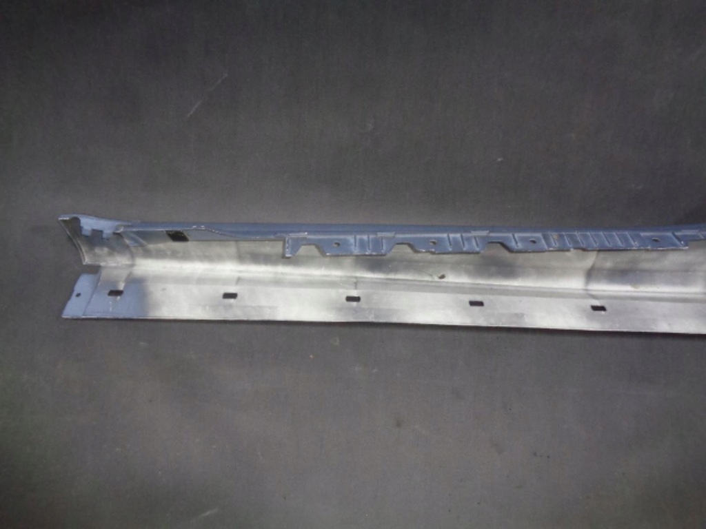 фото №10, Porsche boxter 981 12- молдинг порог правая oryg