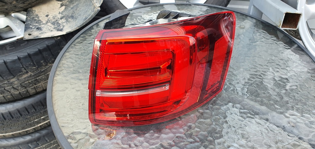фото №1, Vw jetta лампа правый задняя 5c6945208e śląsk