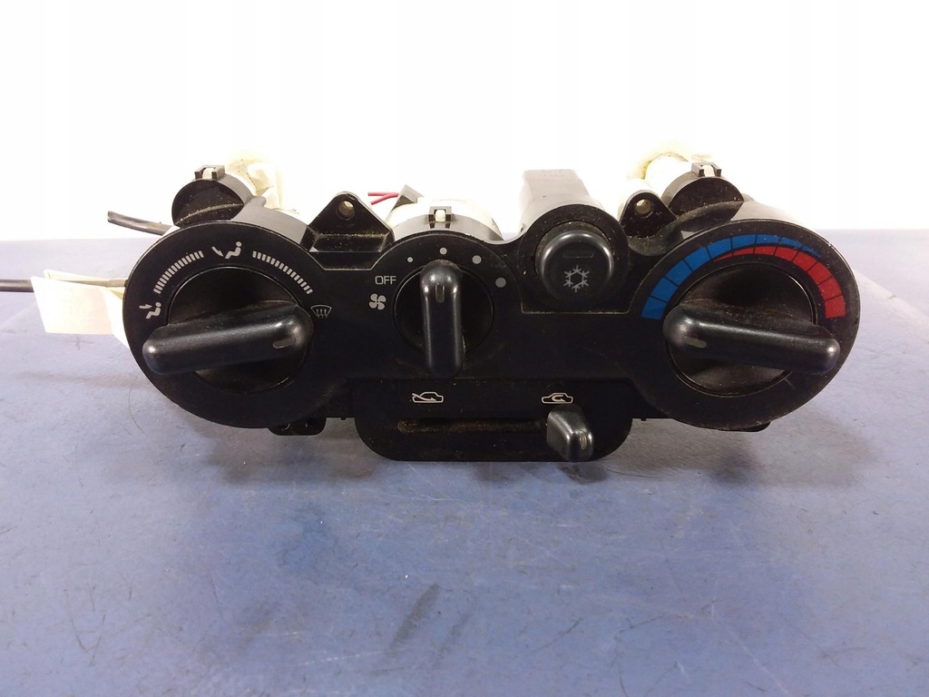 фото №1, Mitsubishi eclipse 2g панель ручки кондиционера