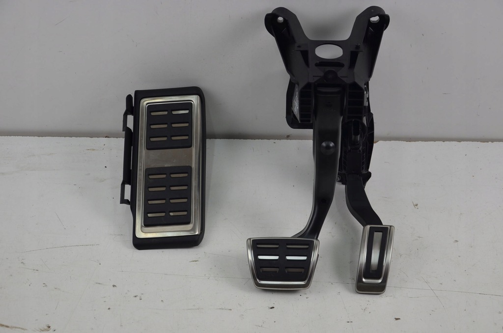 фото №1, Vw arteon педаль тормоза газа подножка 5q1723503h