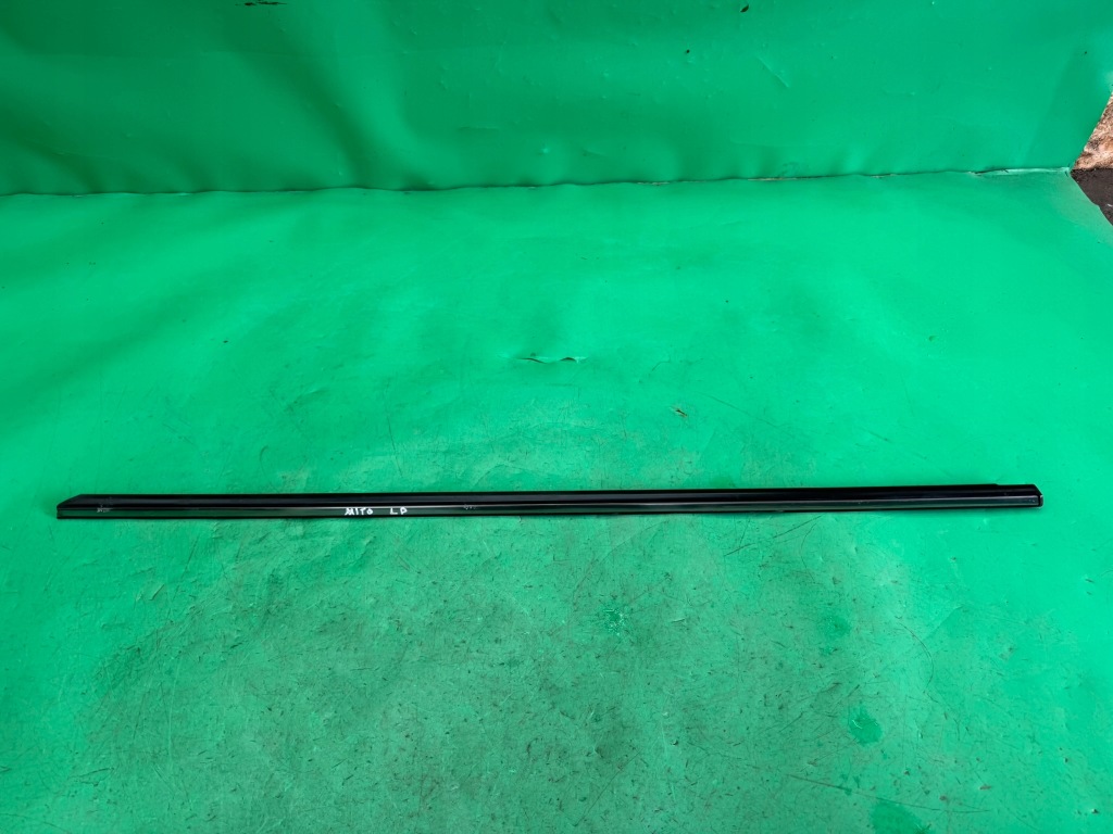 Купити Молдинг двері ущільнювач зовнішня ліва передня хром alfa romeo mito 08-