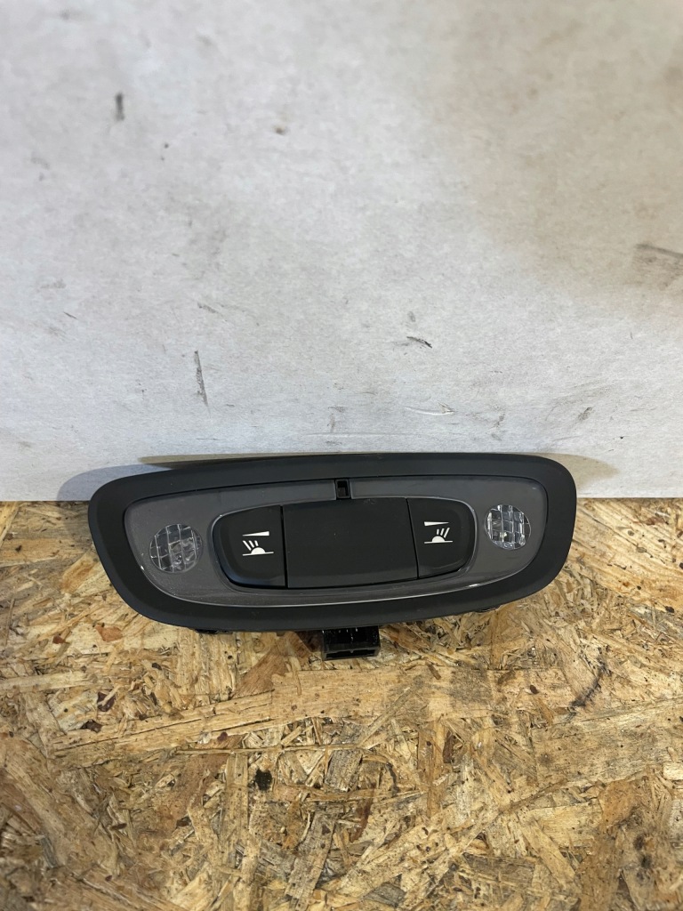 фото №1, Volvo xc40 лампа потолочный лампа свет 32289813 31457854