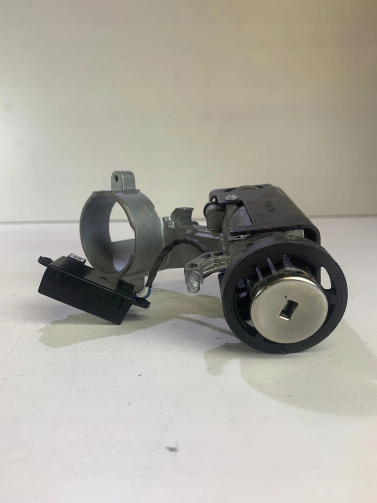 фото №7, Замок зажигания с ключ opel insigna a