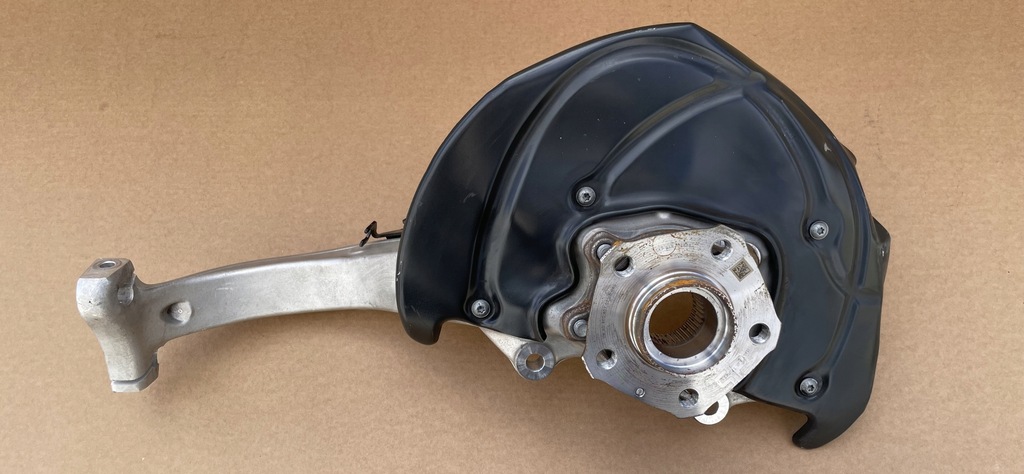 фото №9, Поворотный кулак ступица 4m0407560 4m0407242j audi q7 q8 2024 rok 200 km пробег