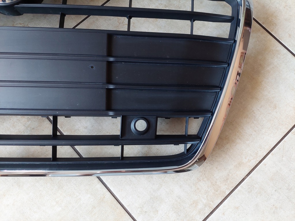 фото №10, Решітка радіатора - решітка радіатора - audi a6 c8 - 4k0