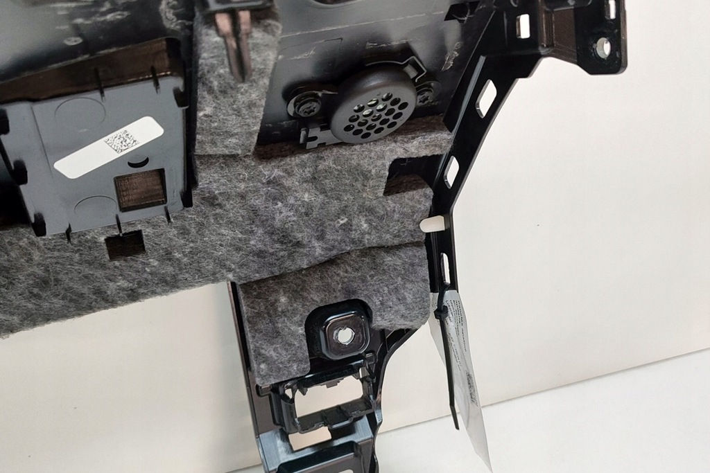 фото №5, Audi e-tron gt приборная панель приборная нижняя версия отделка 4j3858903 elektry