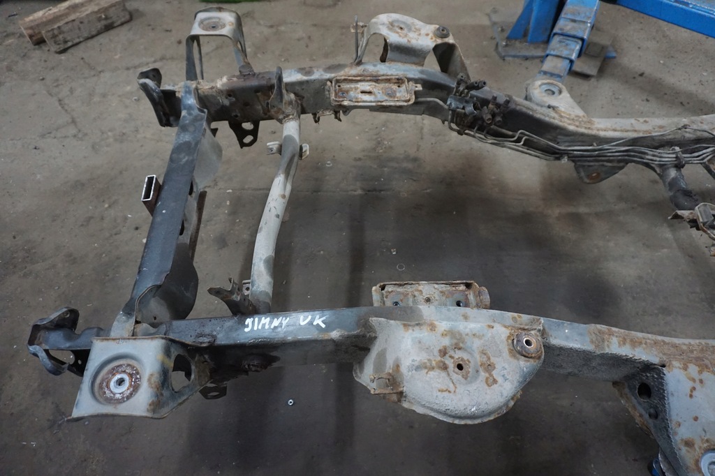 фото №9, Suzuki jimny рама 1,3 бензин 2000r