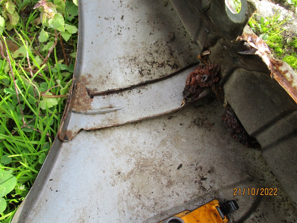 фото №5, Alfa romeo 156 2001 переднее левое крыло левый