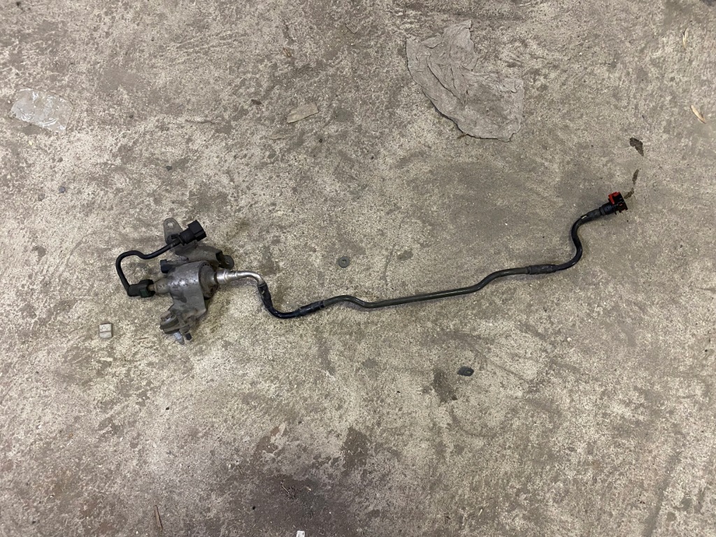 Купити Насос пального c-max mk2 2.0 tdci