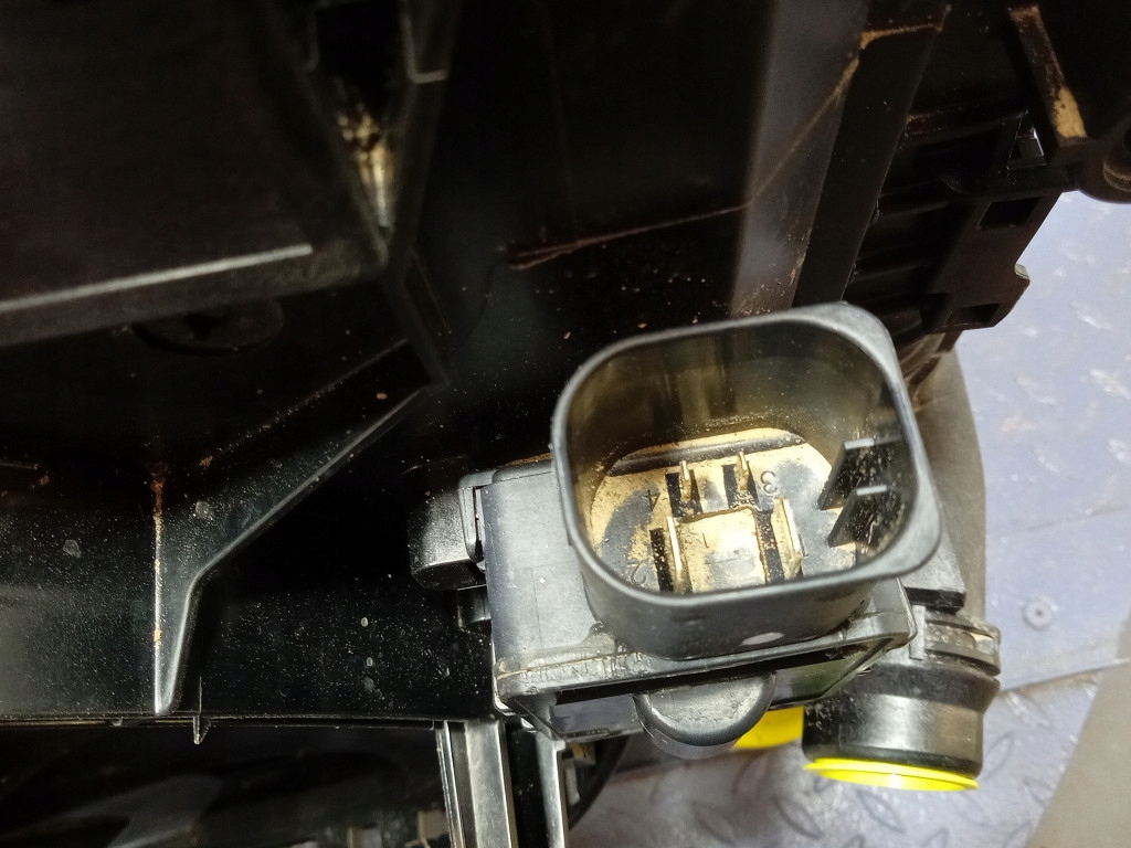 фото №8, Bmw x5 g05 2.0d 25d набор радиатор pas передний комплект