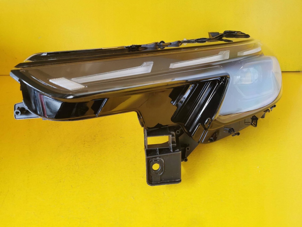 Купить Alfa romeo milano junior фара перед передняя левая full led 50572577 новая