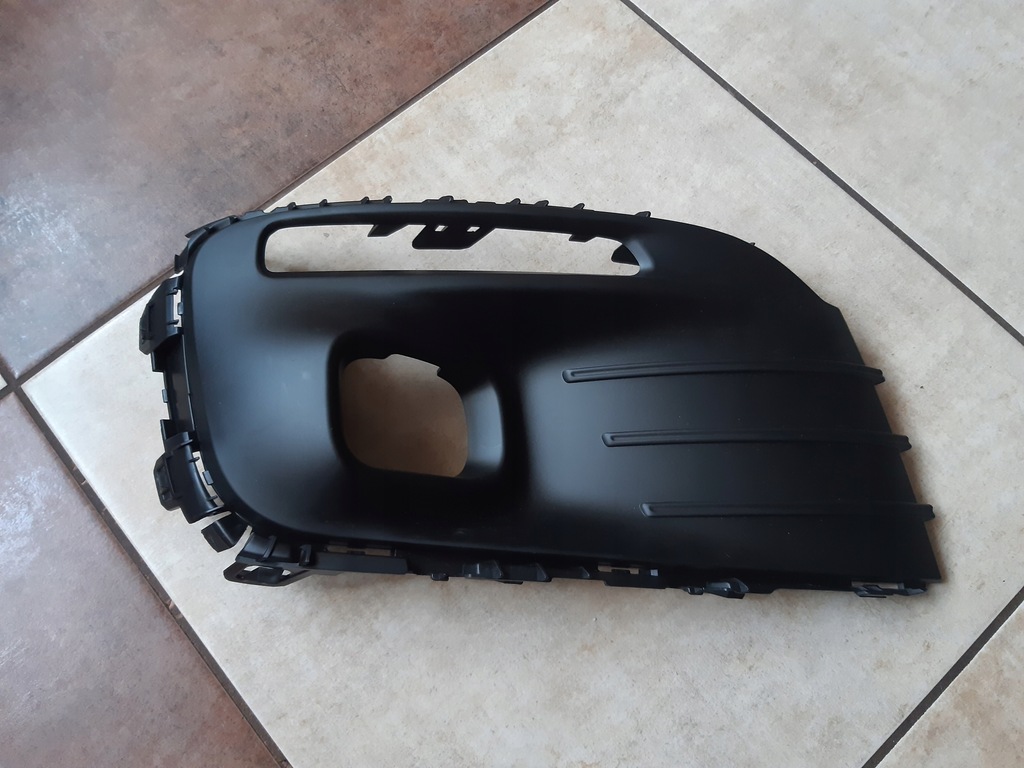 фото №1, Решётка бампера - правая - citroen c-elysse - lift