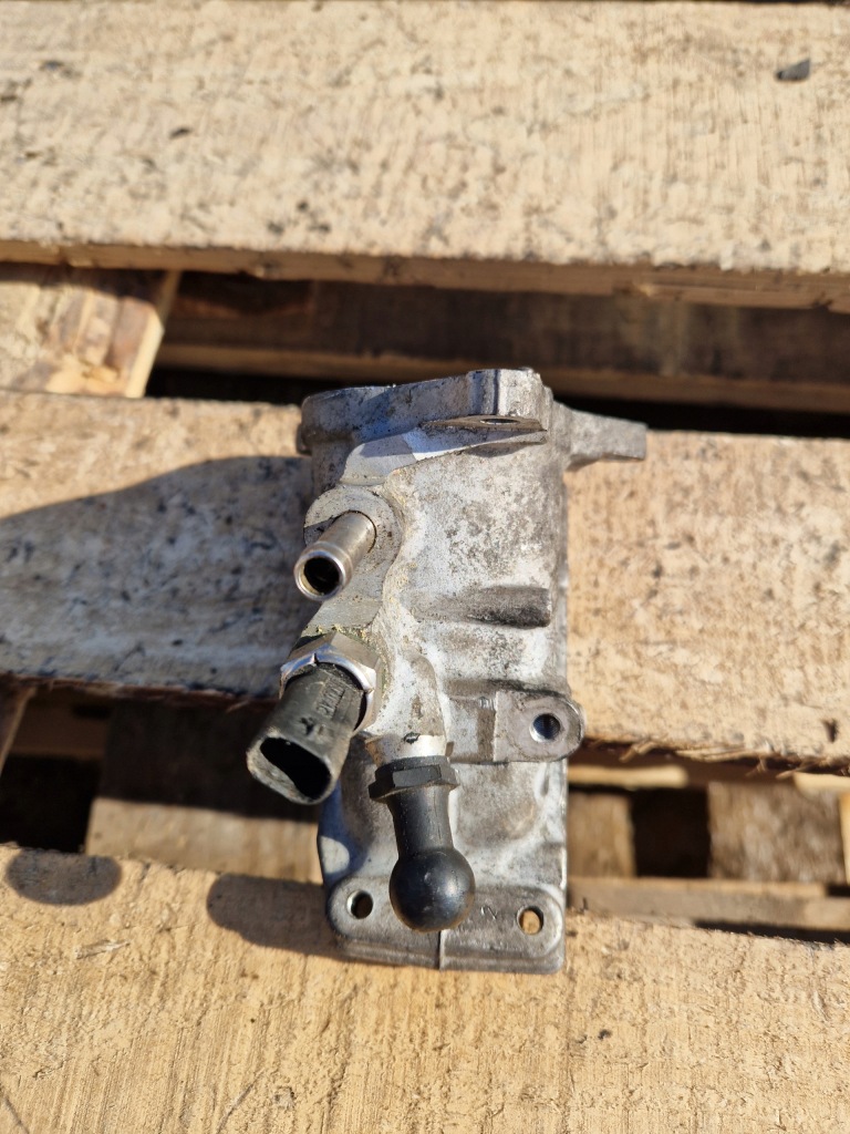 Купить Патрубок коллектор audi a4 a5 2.0 tdi 04l128637b