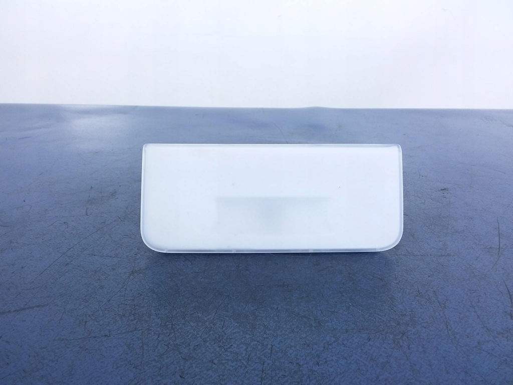 фото №1, Bmw x1 e84 лампа внутрішня кабіни 6951252