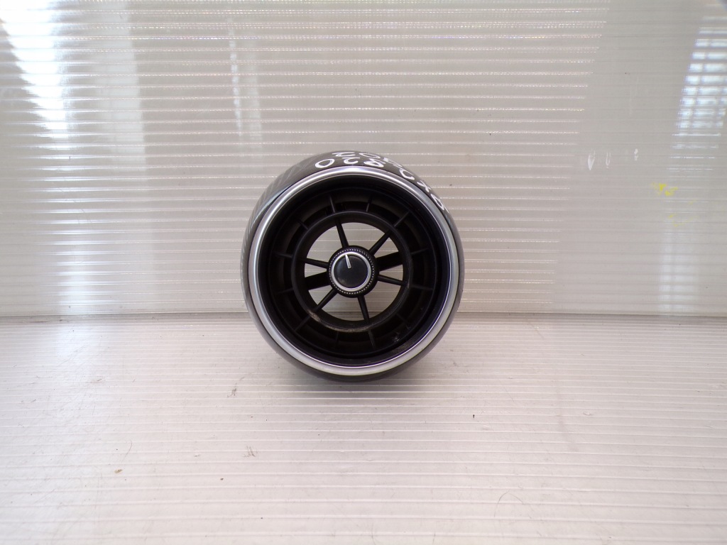 фото №1, Решётка обдув правая левая audi a1 8x 8x2820902