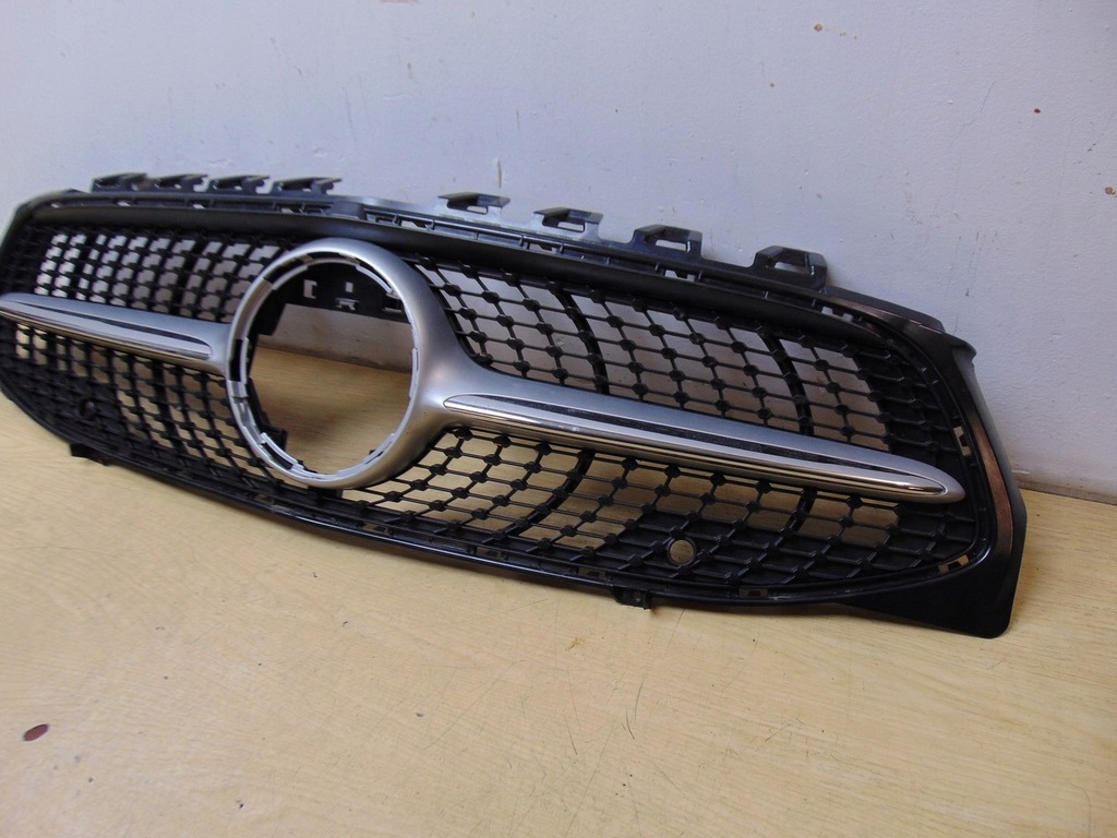 фото №4, Решётка радиатора решётка радиатора mercedes cla w118 a1188880000