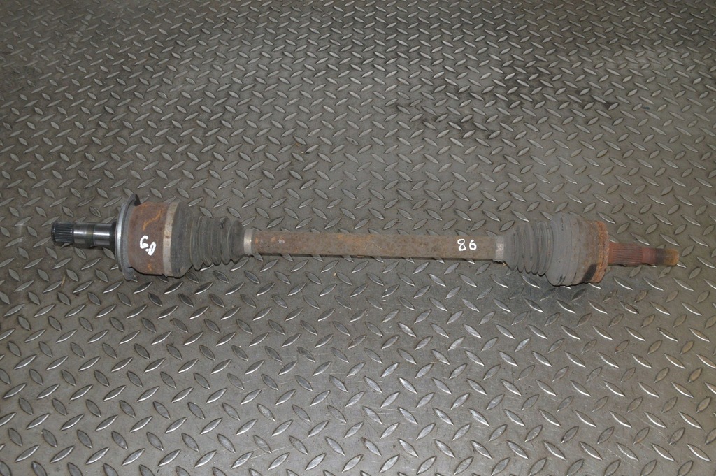 фото №1, Chrysler 300 - 300c 2007 права сторона привідний вал задня