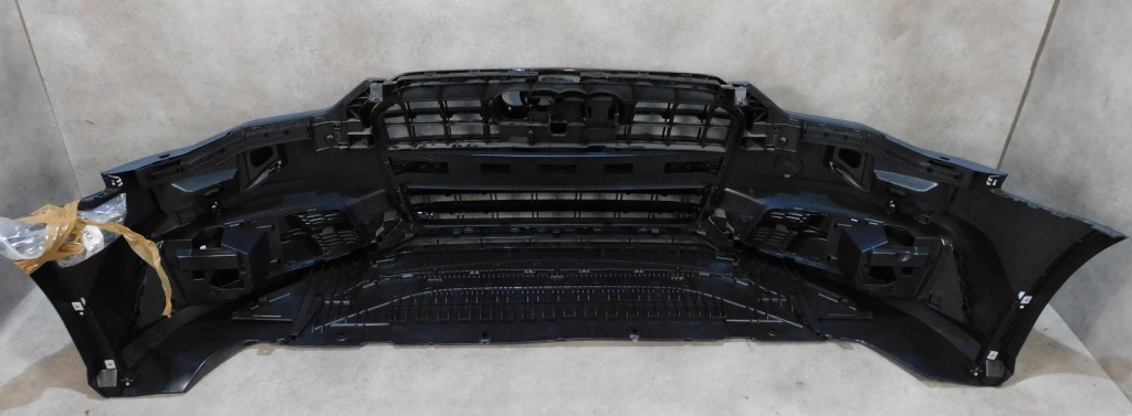 Audi a6 c7 4g рестайлинг  s line competition бампер перед решётка радиатора пол черный Цена