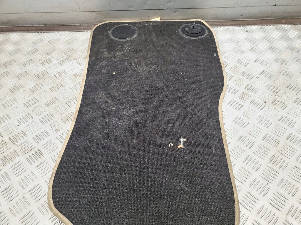 фото №10, Bmw 3 f30 f35 f31 2013 комплект набор коврики автомобильных