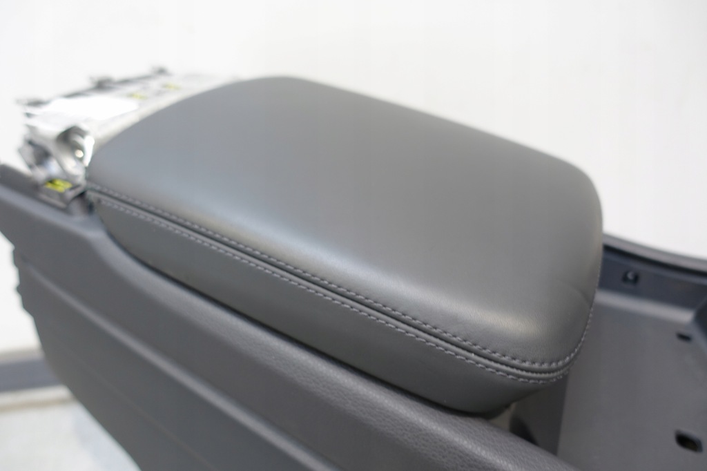 фото №6, Audi q7 sq7 4m підлокітник тунель шкіра