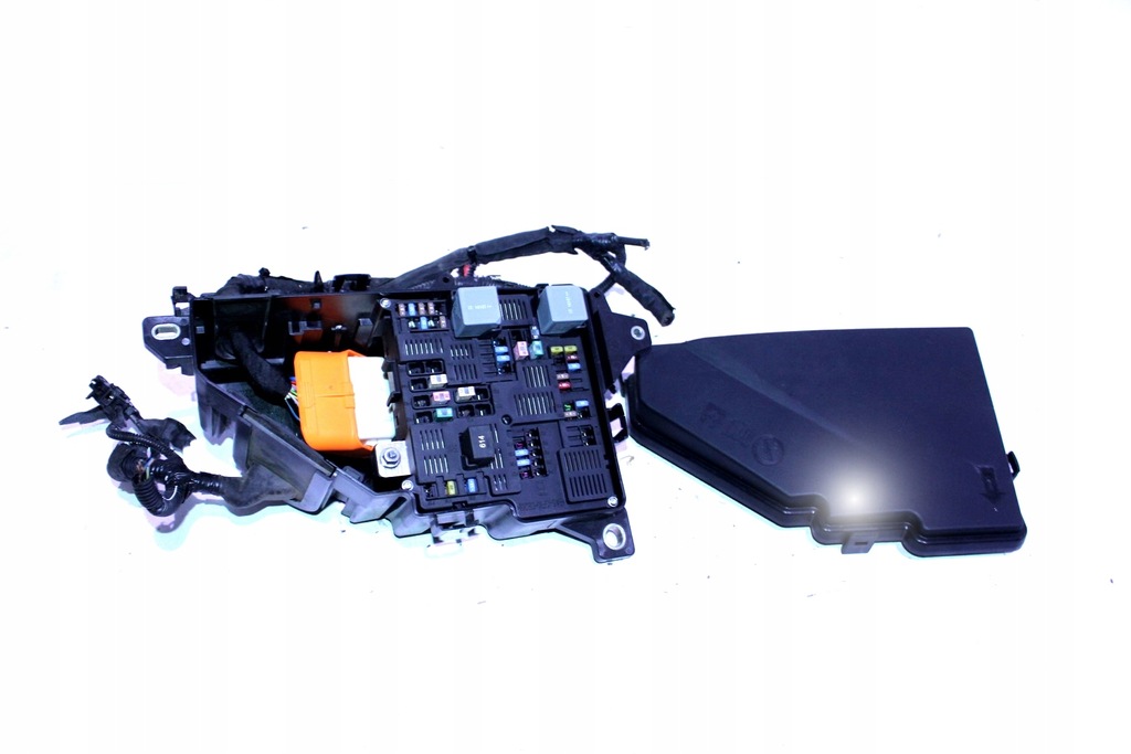 фото №1, Корпус запобіжників запобіжники volvo xc90 xc60